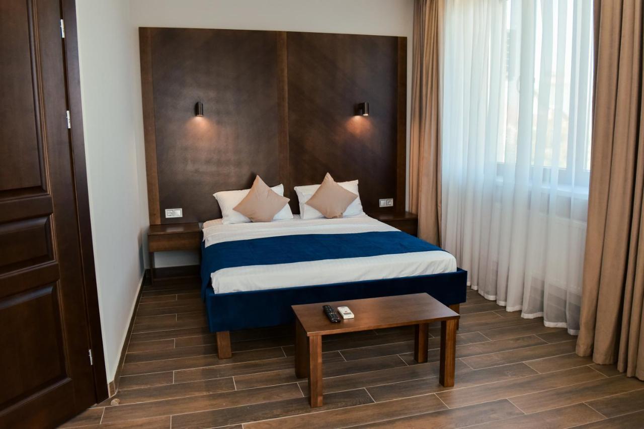 Villa Alfredo Одеса Екстериор снимка